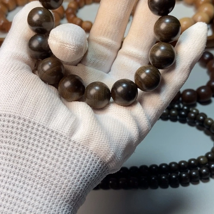 @****檀香木老山檀香水阴沉1.5*15、奶香