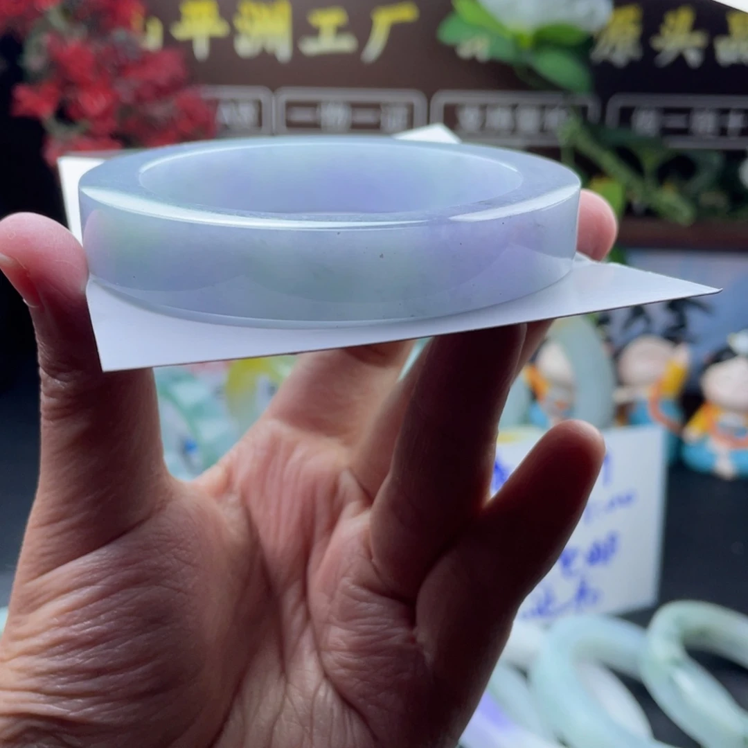 嗨***！未镶嵌正圈定制翡翠