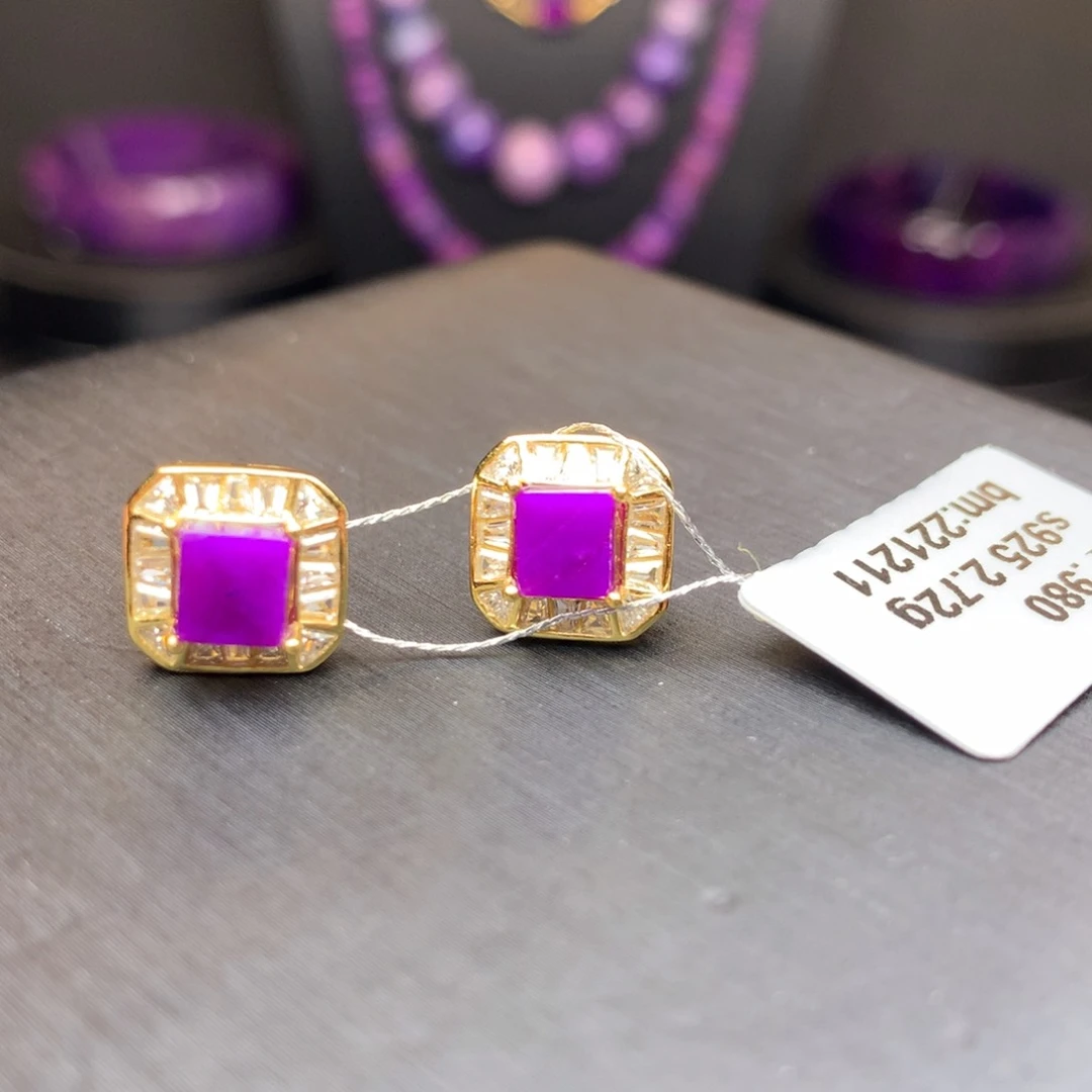 苏纪石（舒俱来）银S925镶嵌耳钉