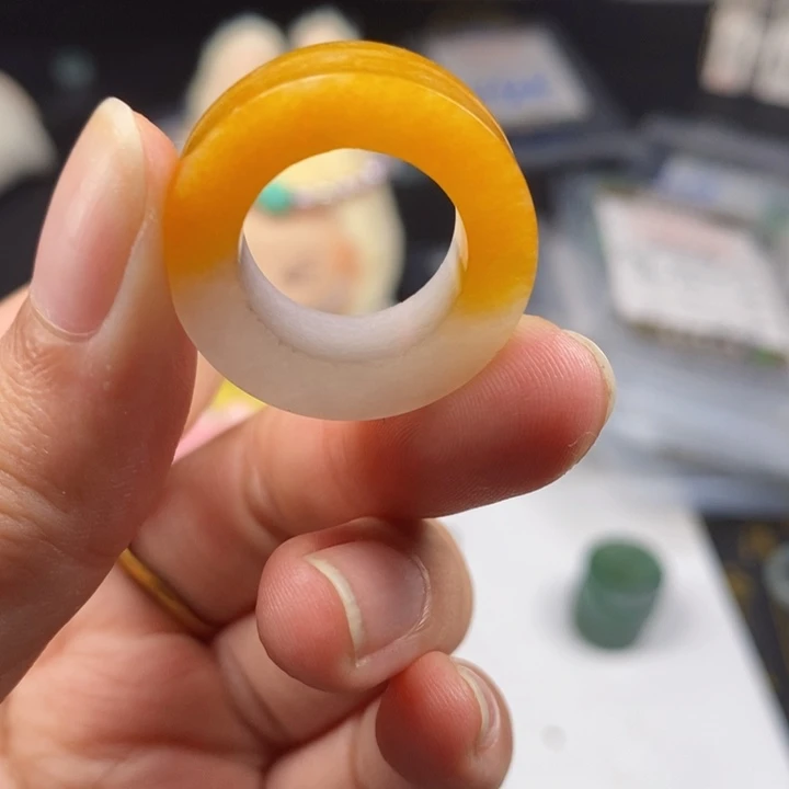 香***拿翡翠戒指未镶嵌翡翠戒指