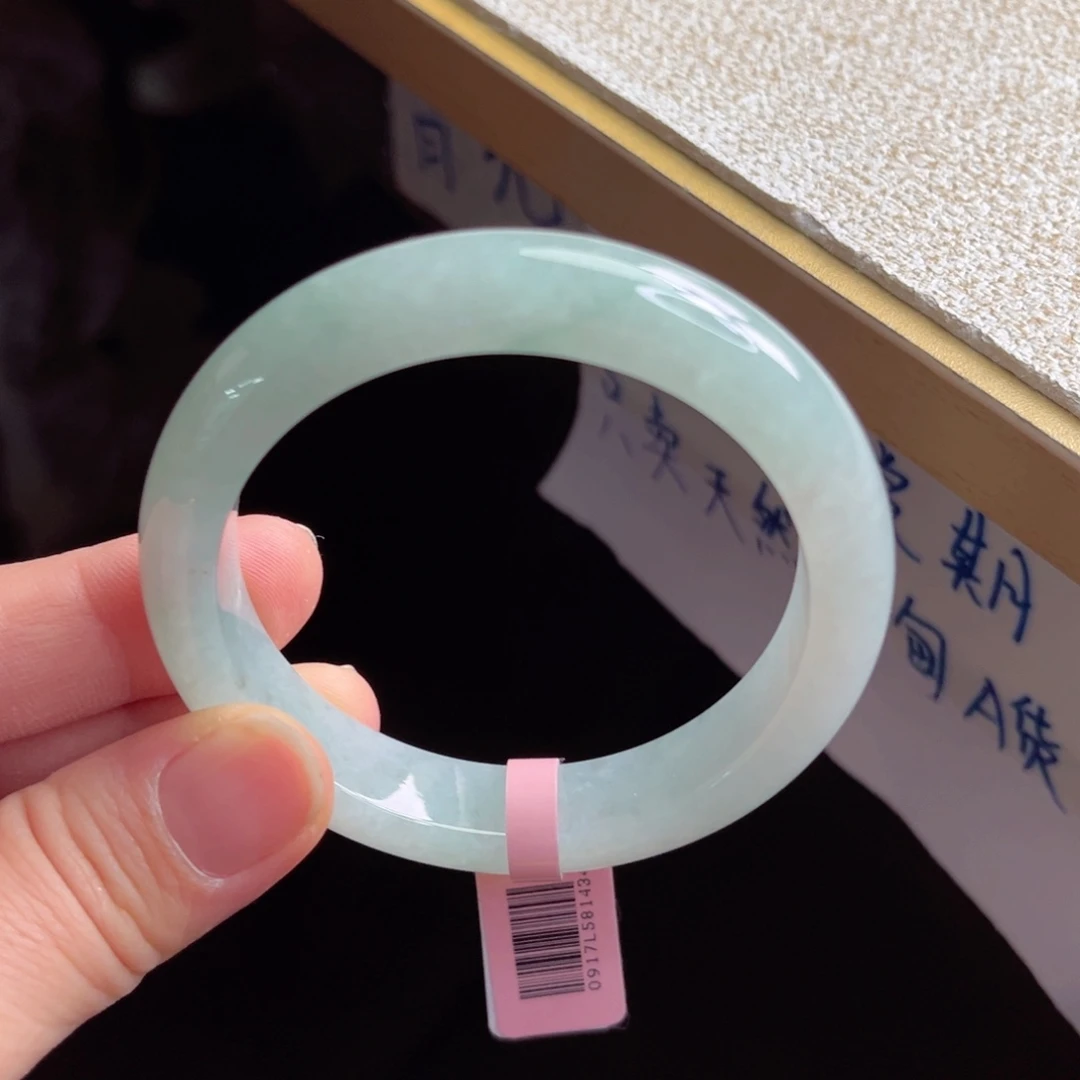 翡翠未镶嵌手镯手镯