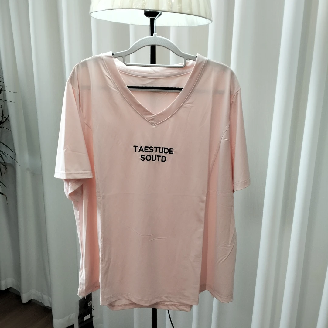 夏季大码宽松休闲薄款冰丝刺绣V领T恤