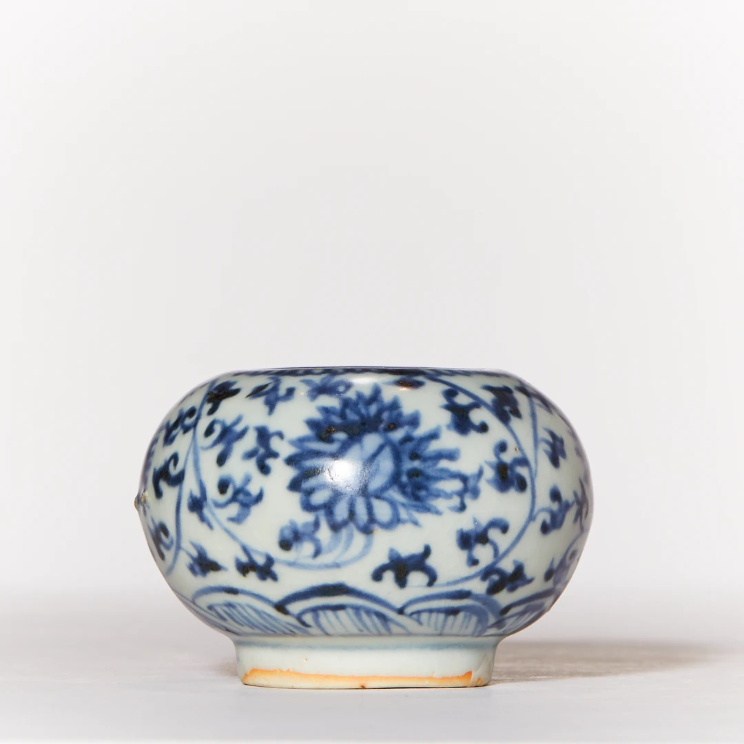 4993明·青花缠枝花卉纹水盂【古董拍卖】