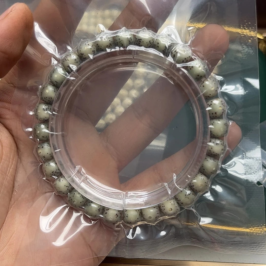 吊坠星月菩提l8。