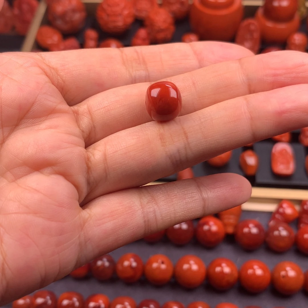南红玛瑙老型单珠10.5mm未镶嵌