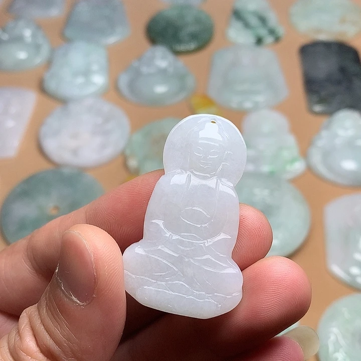 翡翠未镶嵌吊坠(不含链)大日