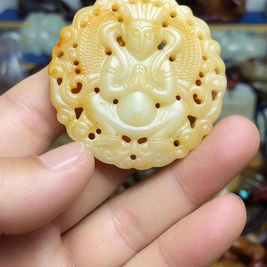 和田玉未镶嵌挂件