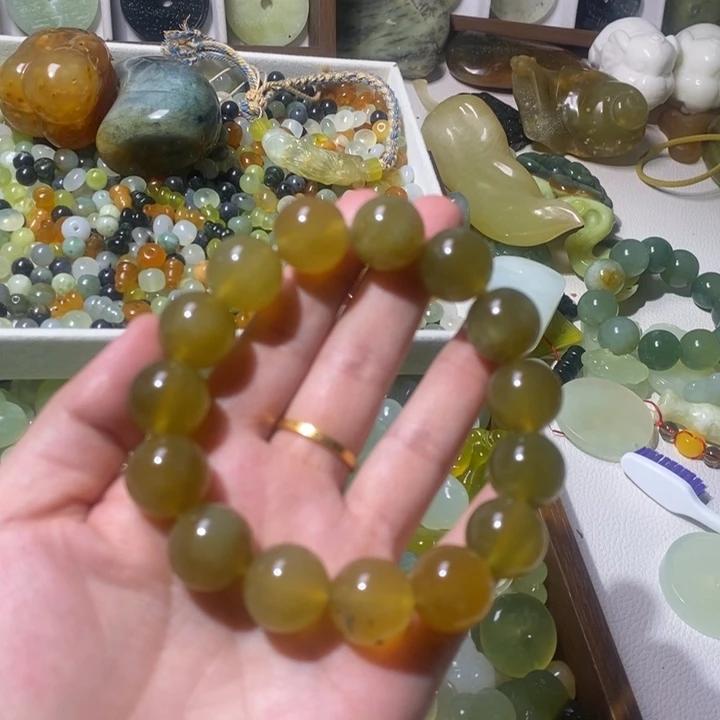 蛇纹石玉合金颈饰