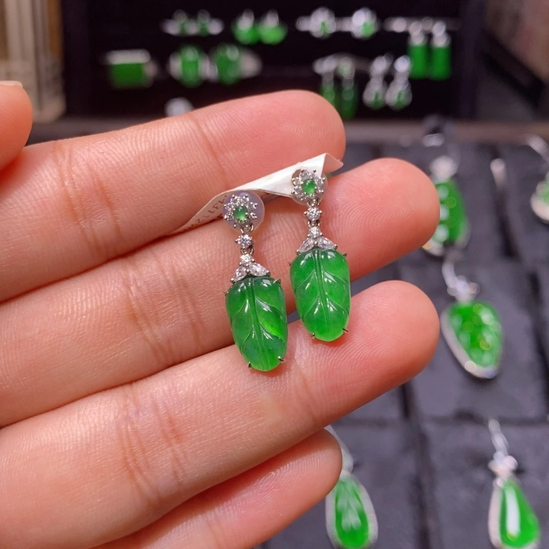 18K金镶嵌翡翠耳饰天然翡翠