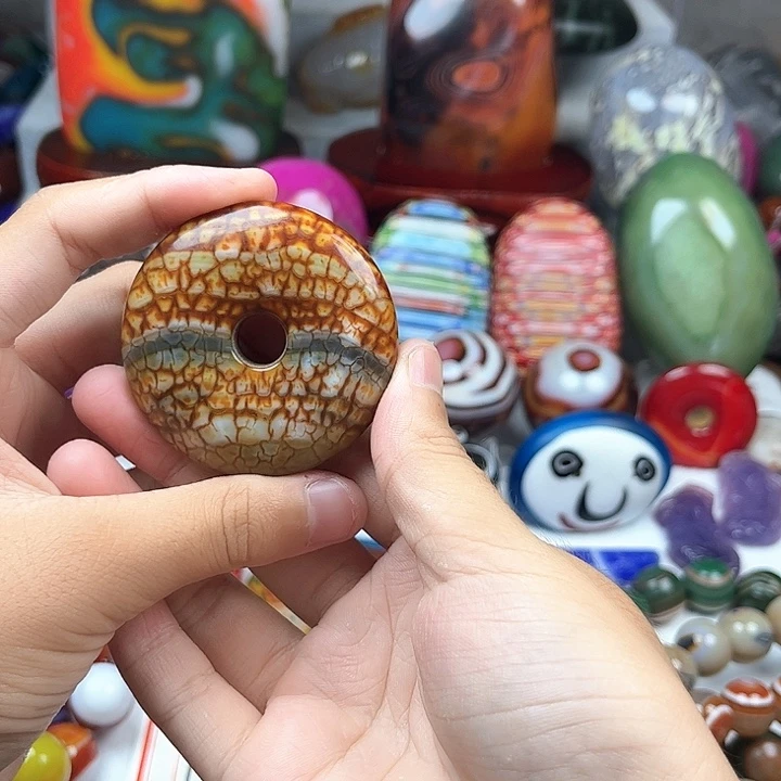 玛瑙/玉髓未镶嵌珠宝半成品
