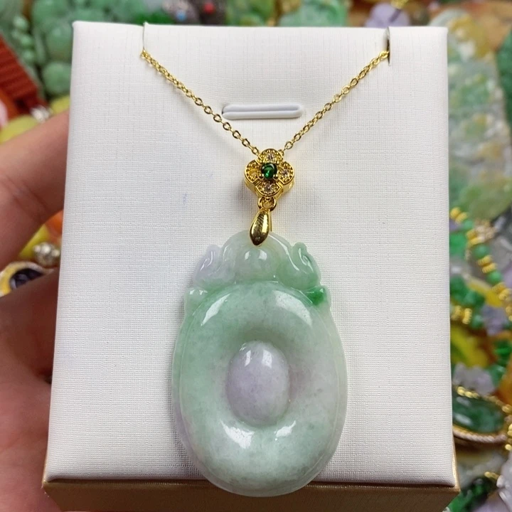翡翠未镶嵌吊坠(赠链)