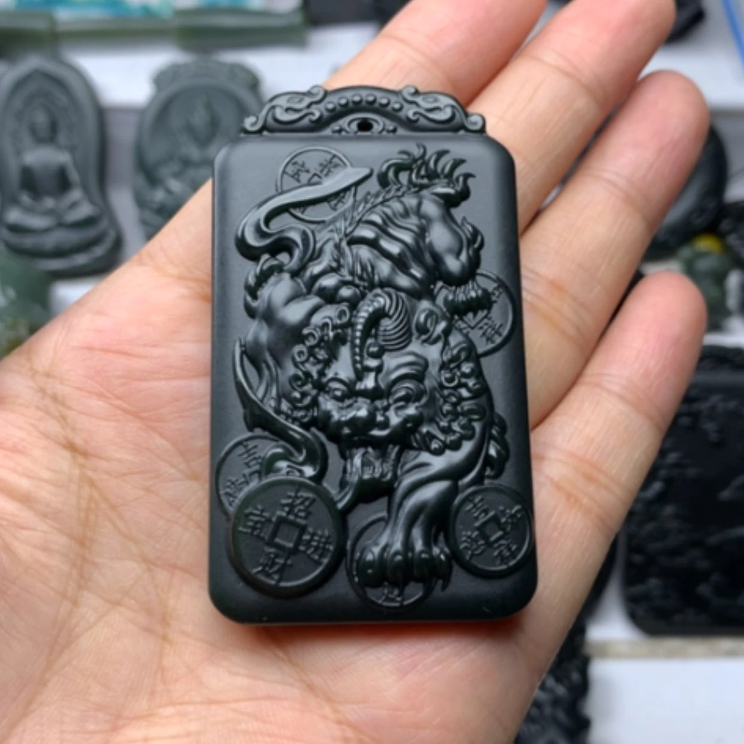 【闪购商品】颈饰未镶嵌和田玉双面雕刻