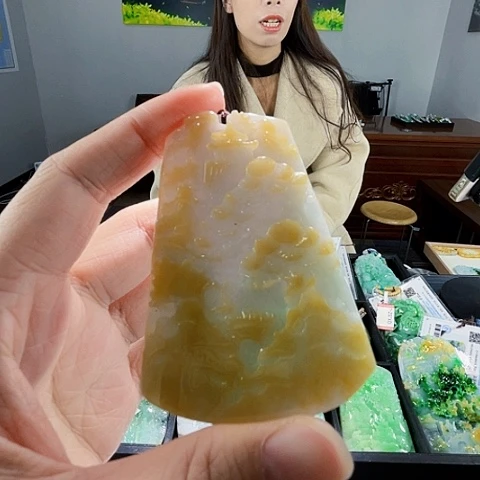 翡翠未镶嵌颈饰翡翠