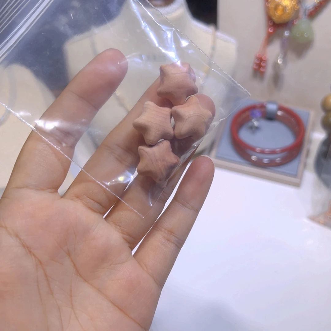 非金属四个星星配件通孔