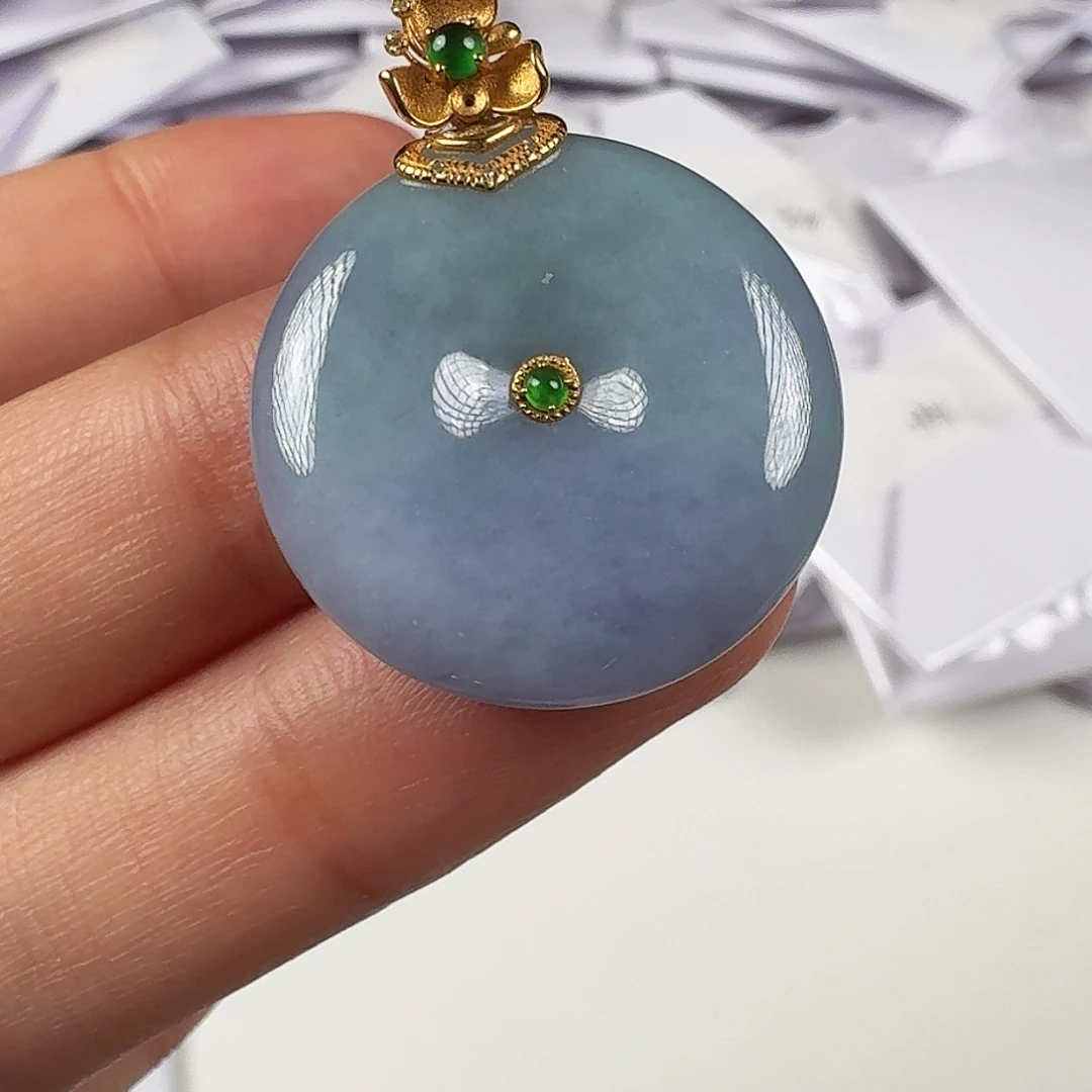 翡翠18K金镶嵌颈饰