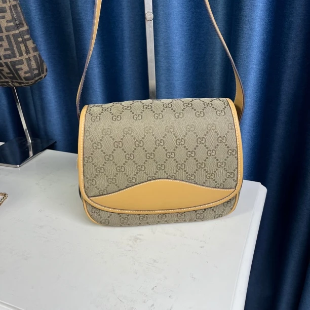 95新 GUCCI/古驰 暮野/古驰斜挎包/19007