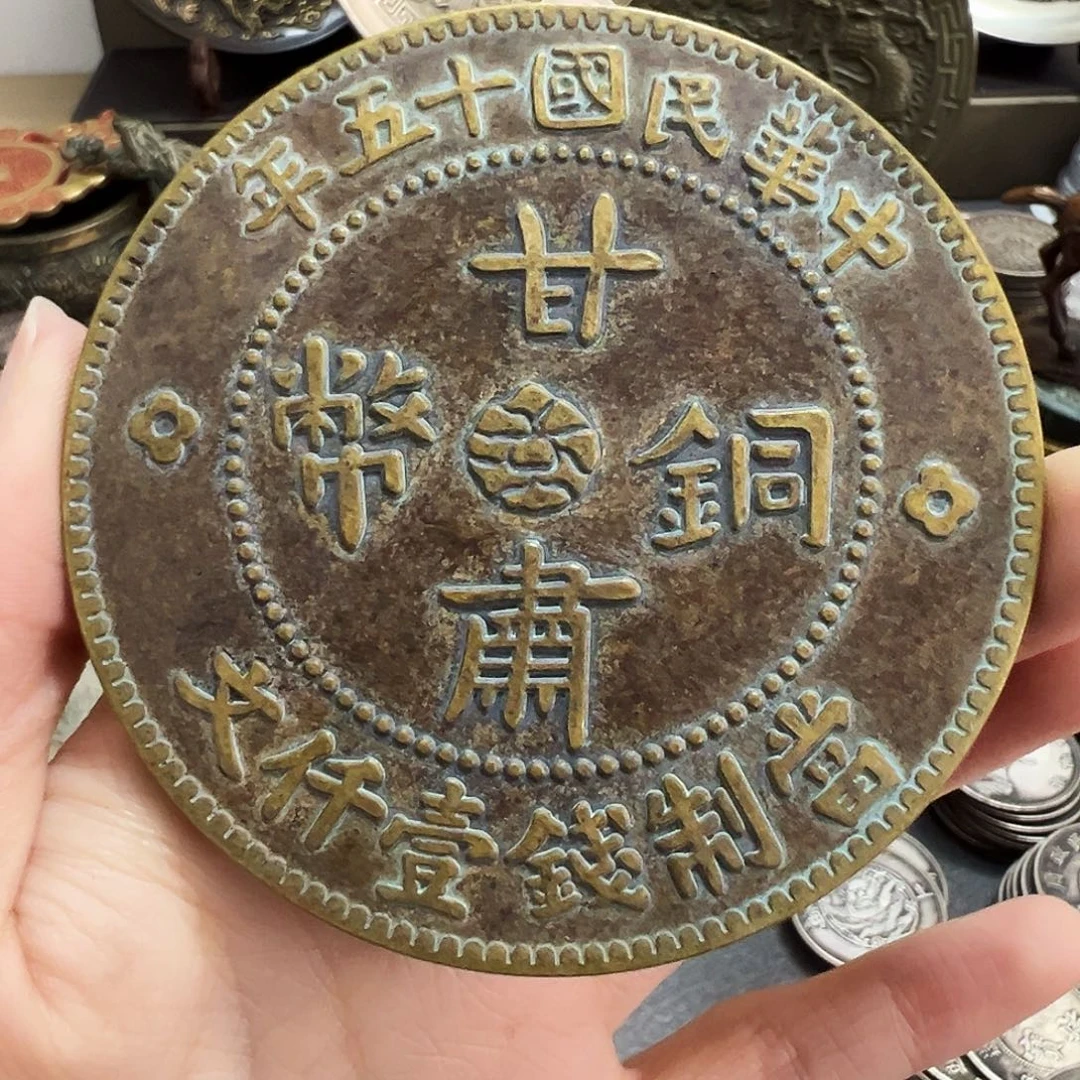 金属复古风格摆件