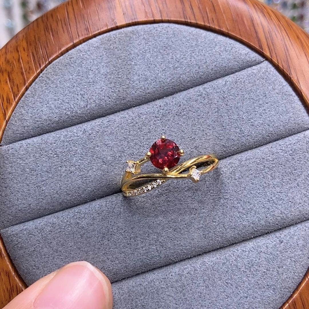 石榴石银S925镶嵌戒指