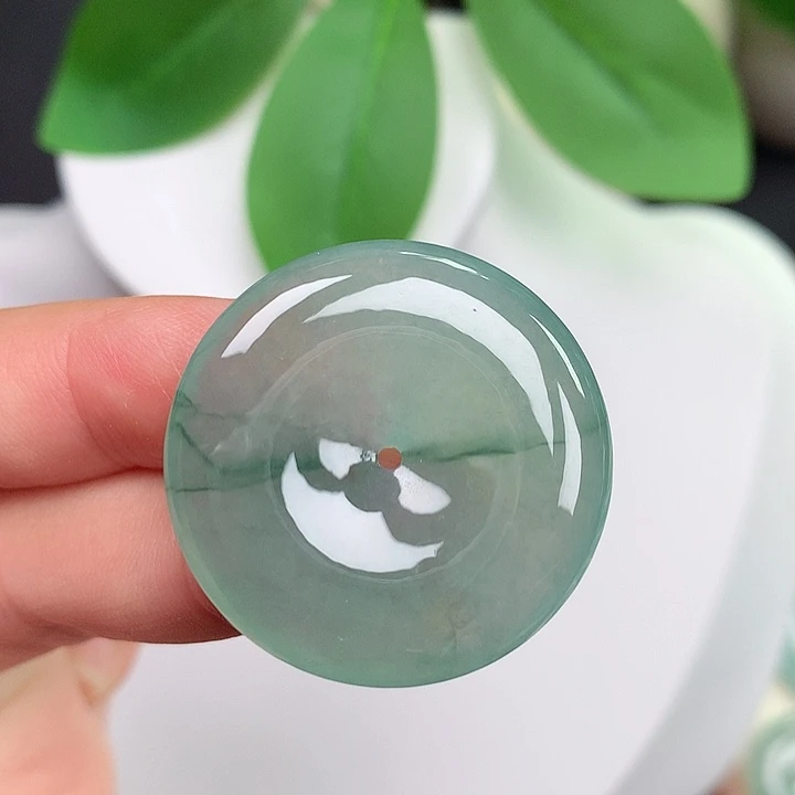 翡翠未镶嵌颈饰平安扣29.7x5.6mm