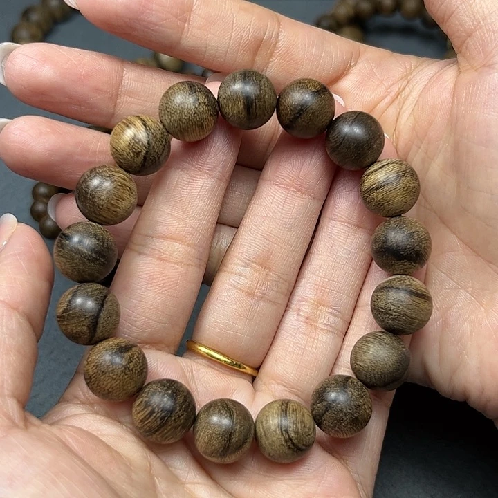 手串沉香越南芽庄白棋留疤