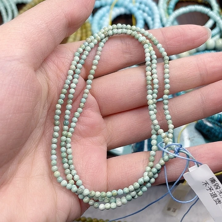 绿松石未镶嵌颈饰