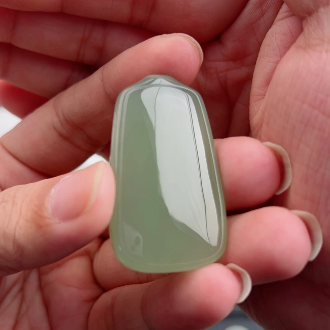 吊坠(赠链)未镶嵌和田玉666