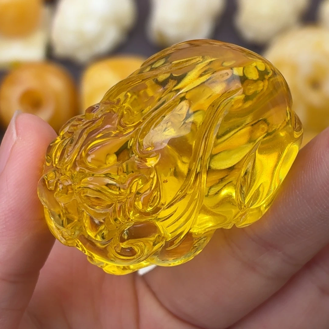 蜜蜡未镶嵌吊坠(不含链)净水貔貅