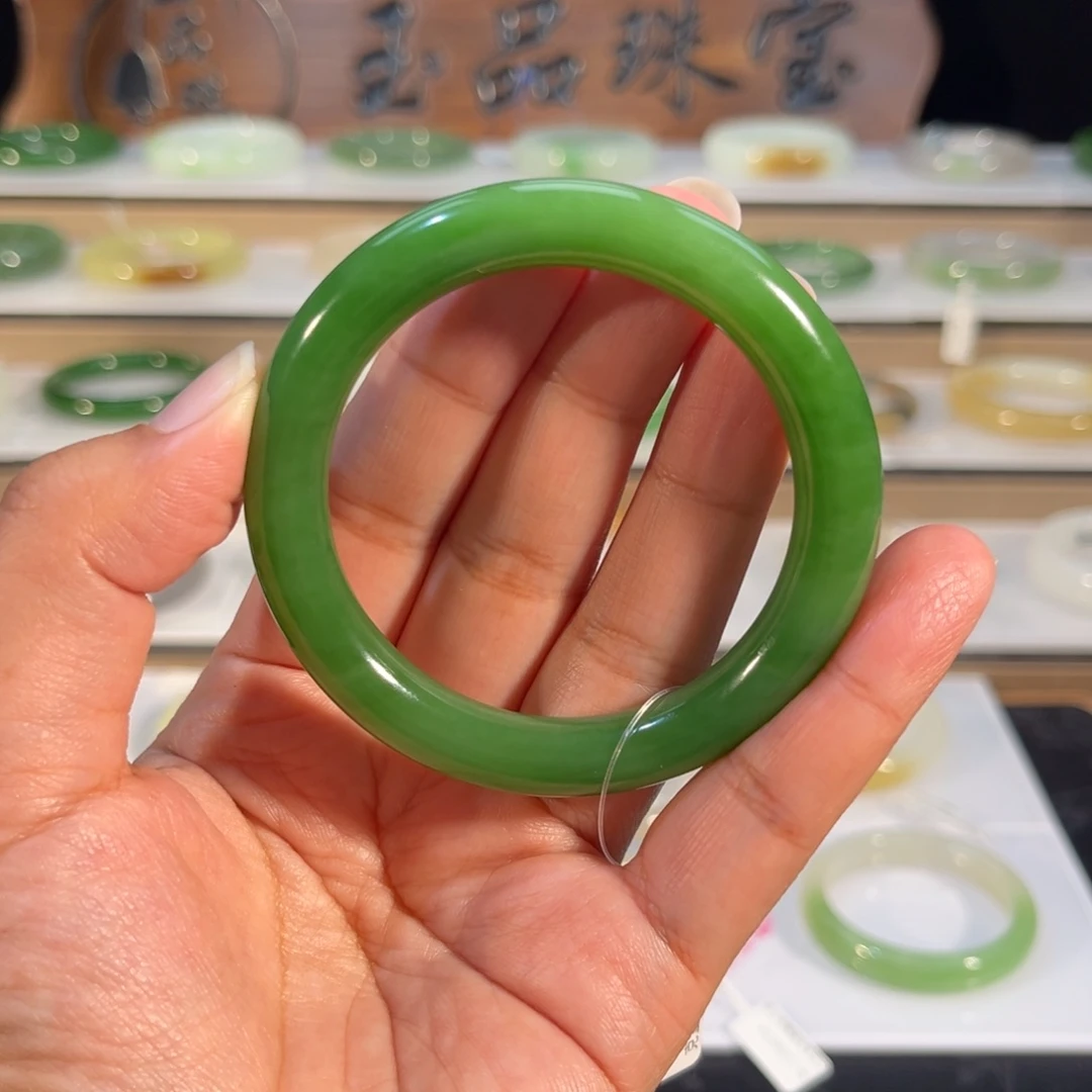 和田玉未镶嵌手镯正阳绿碧玉圆条 强推 色艳
