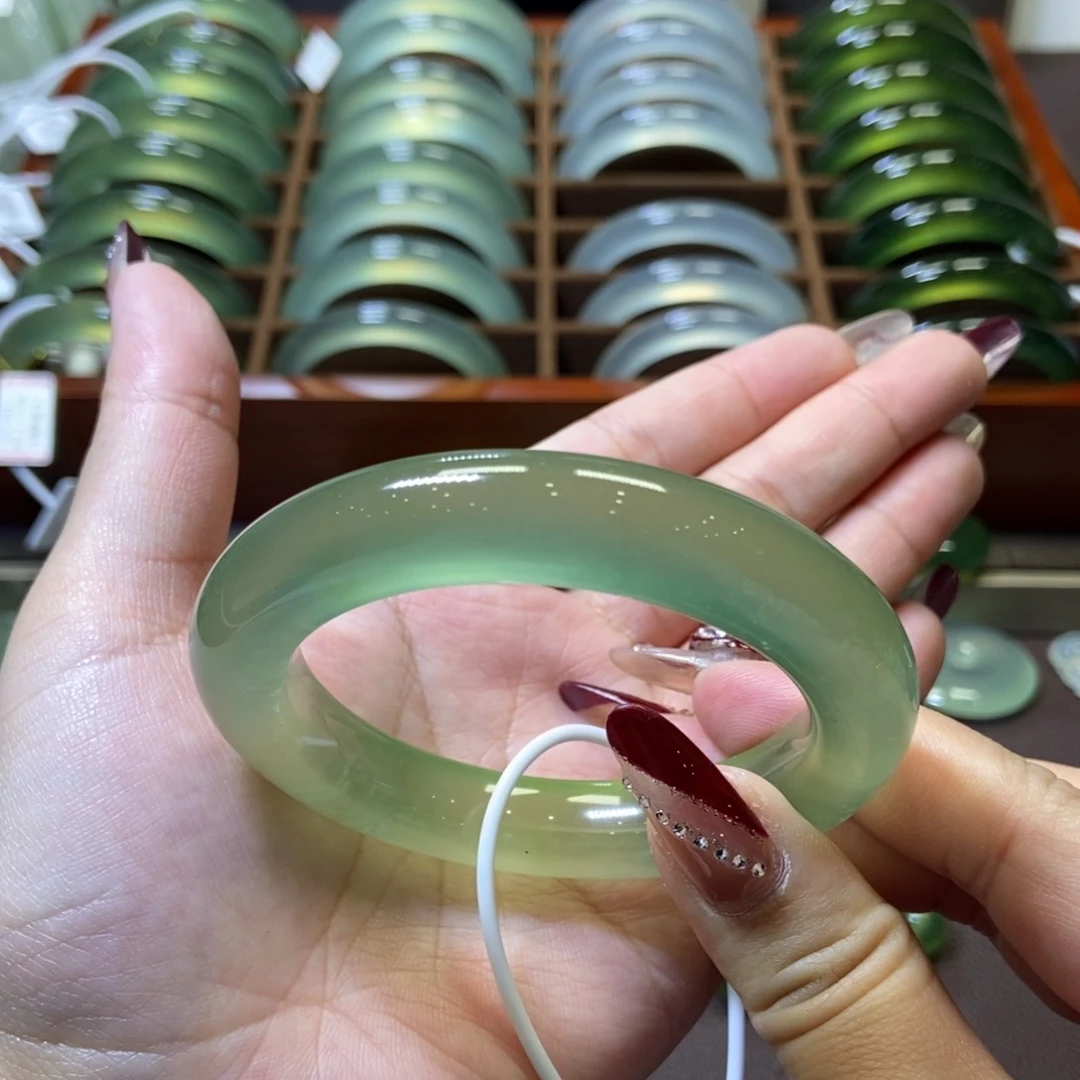 蛇纹石玉手镯54未镶嵌