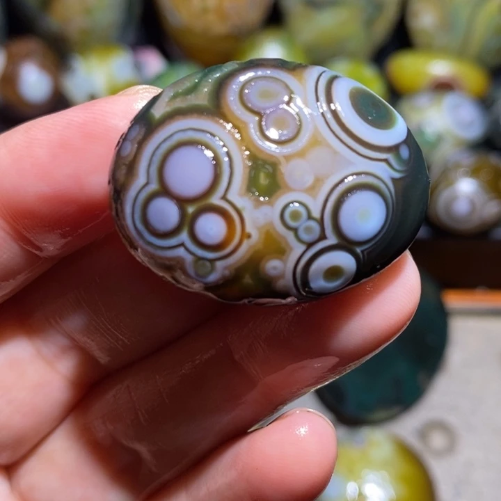 未镶嵌玛瑙/玉髓珠宝半成品41