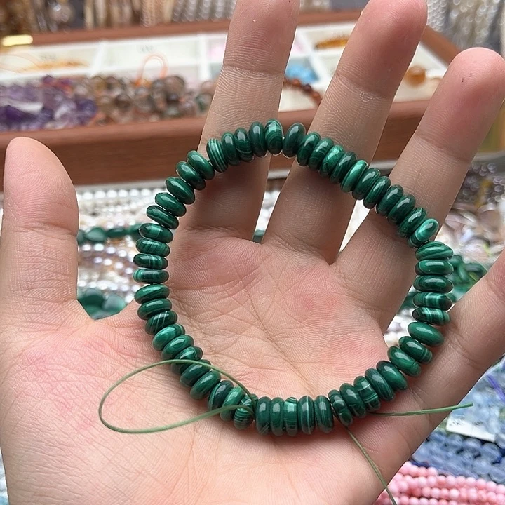 未镶嵌玛瑙/玉髓珠宝半成品一条8.5mm左右孔雀石算盘珠手串