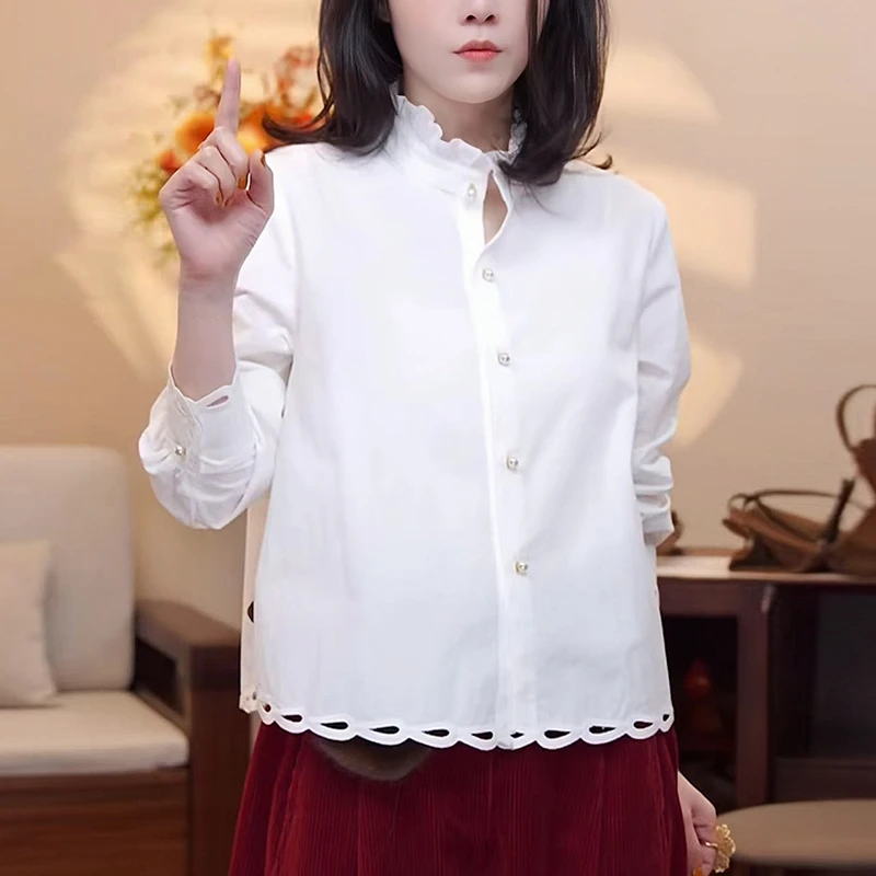 立领白色衬衫女秋冬2025新款高级感洋气减龄复古花边镂空打底上衣