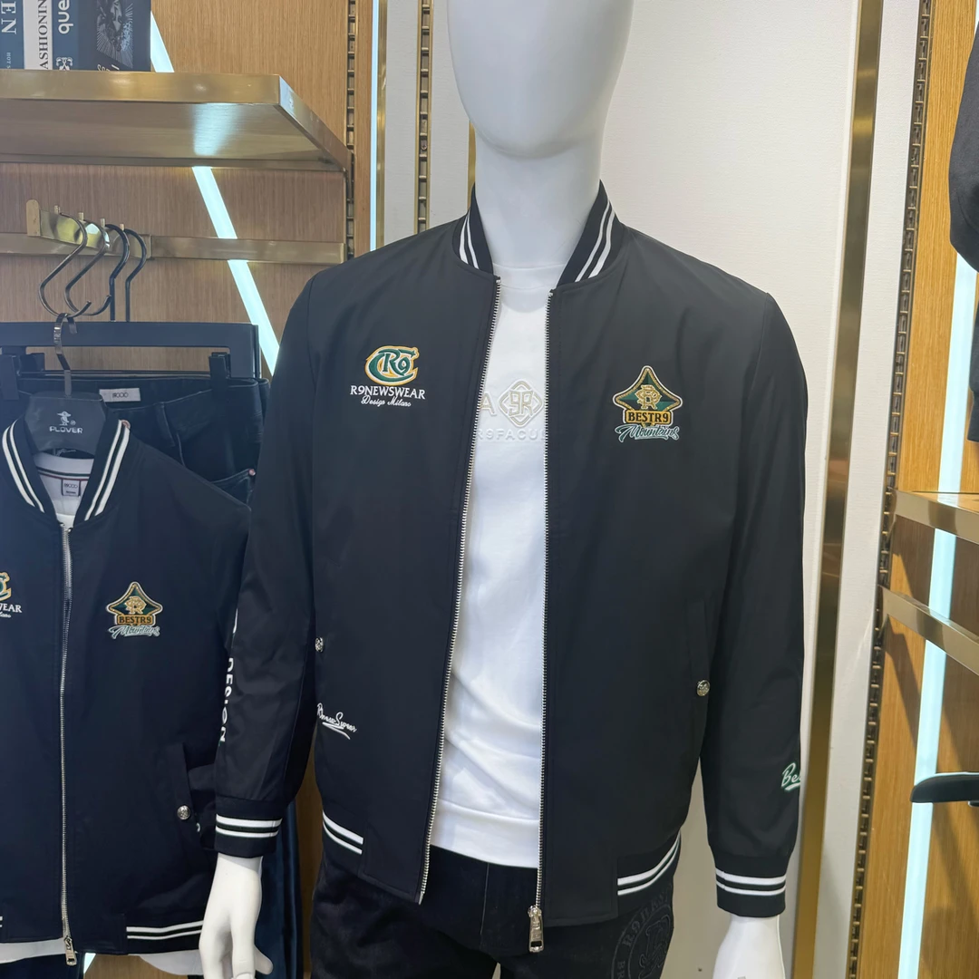 R9000上新时尚薄款重工刺绣幻彩章仔舒适高级夹克外套58083379