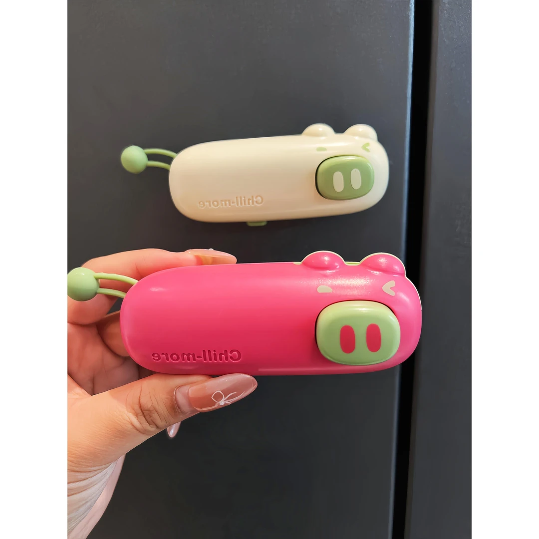 【家居好物】小猪迷你封口机家用磁吸冰箱贴密封神器食品封口夹