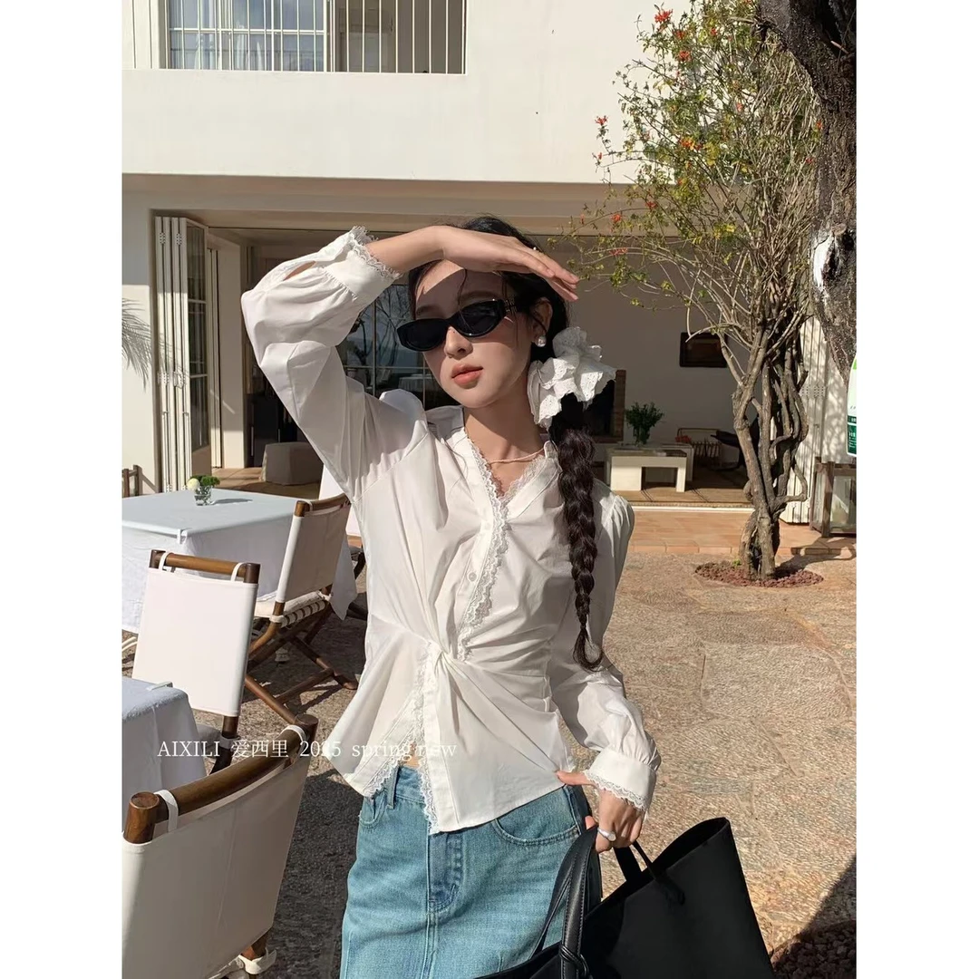 13310#好温柔好显白气质蕾丝边V领交叉扭结设计收腰衬衫