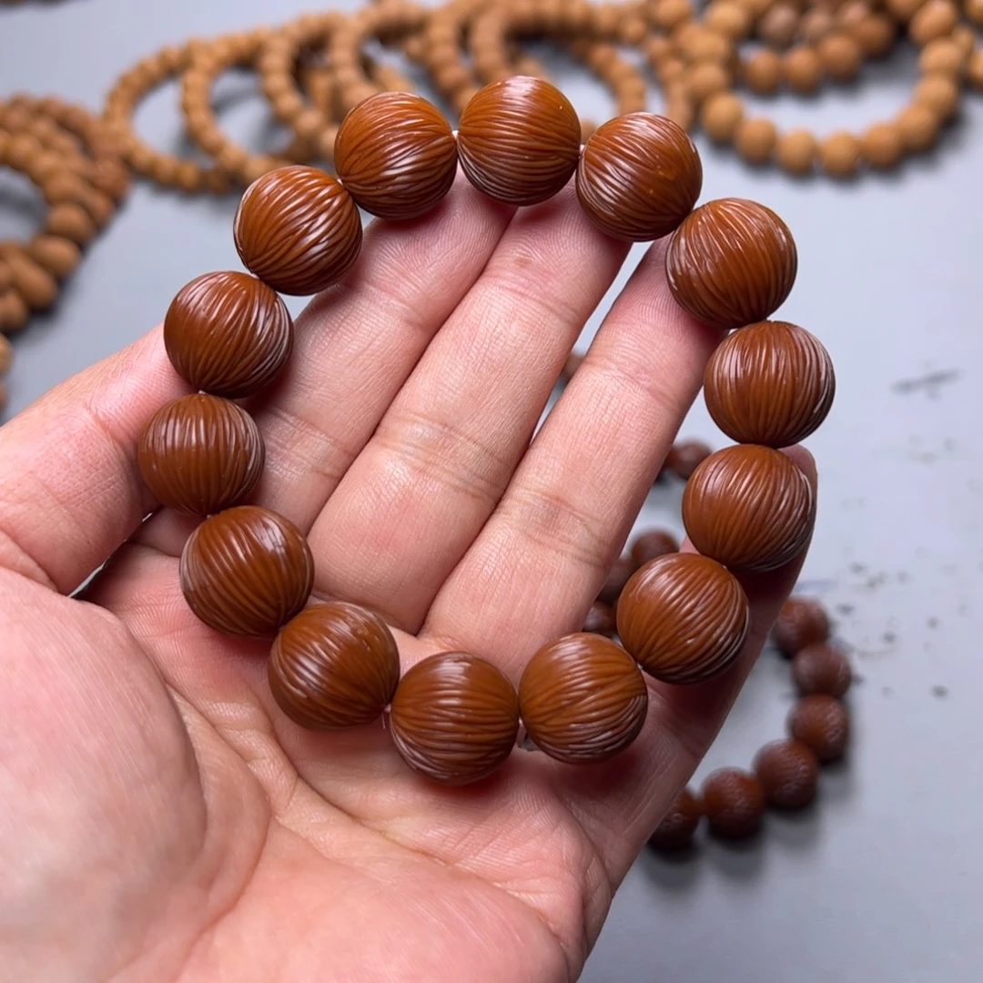 猴头核桃吊坠猴头金丝