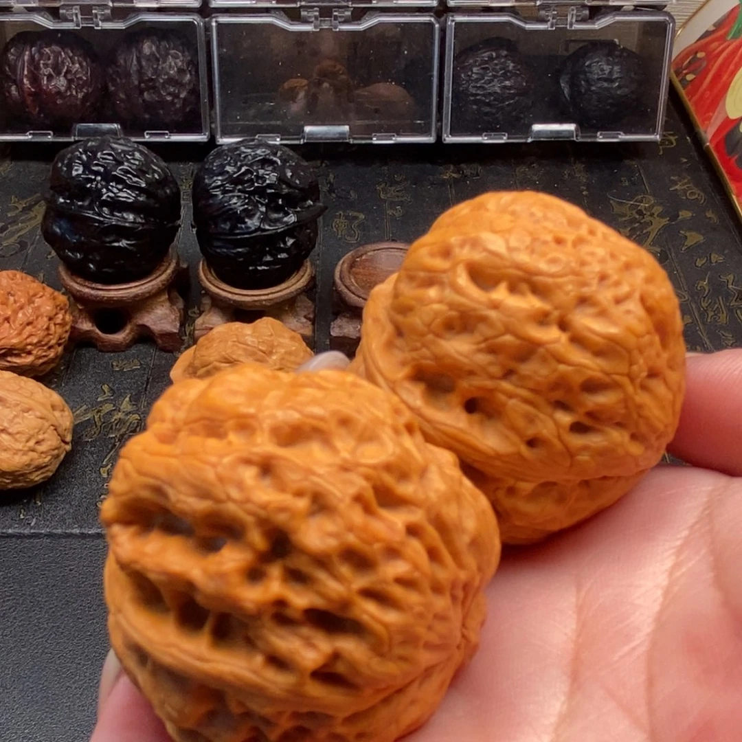 文玩核桃吊坠铁皮元宝