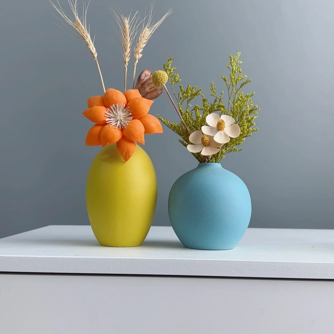 摆件陶瓷小花瓶摆件含花总高约20-30cm