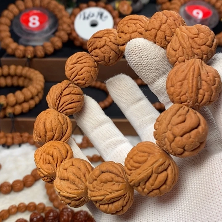 桃核吊坠秦岭龙纹桃核