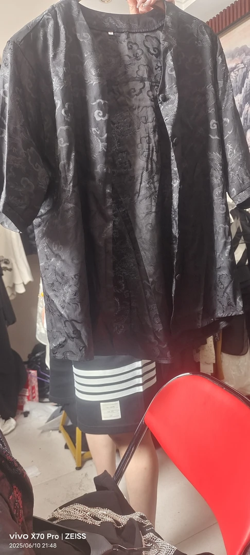 春夏季男士时尚百搭浮雕压花翻领宽松纯色衬衫