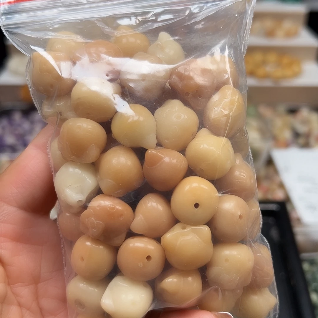 闽***湘手串菩提根/象牙果混79元
