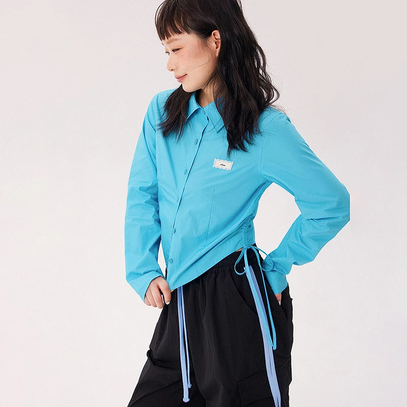 CHUU秋季女装纯色欧若风设计蕾丝贴标设计辣妹穿搭显瘦衬衫