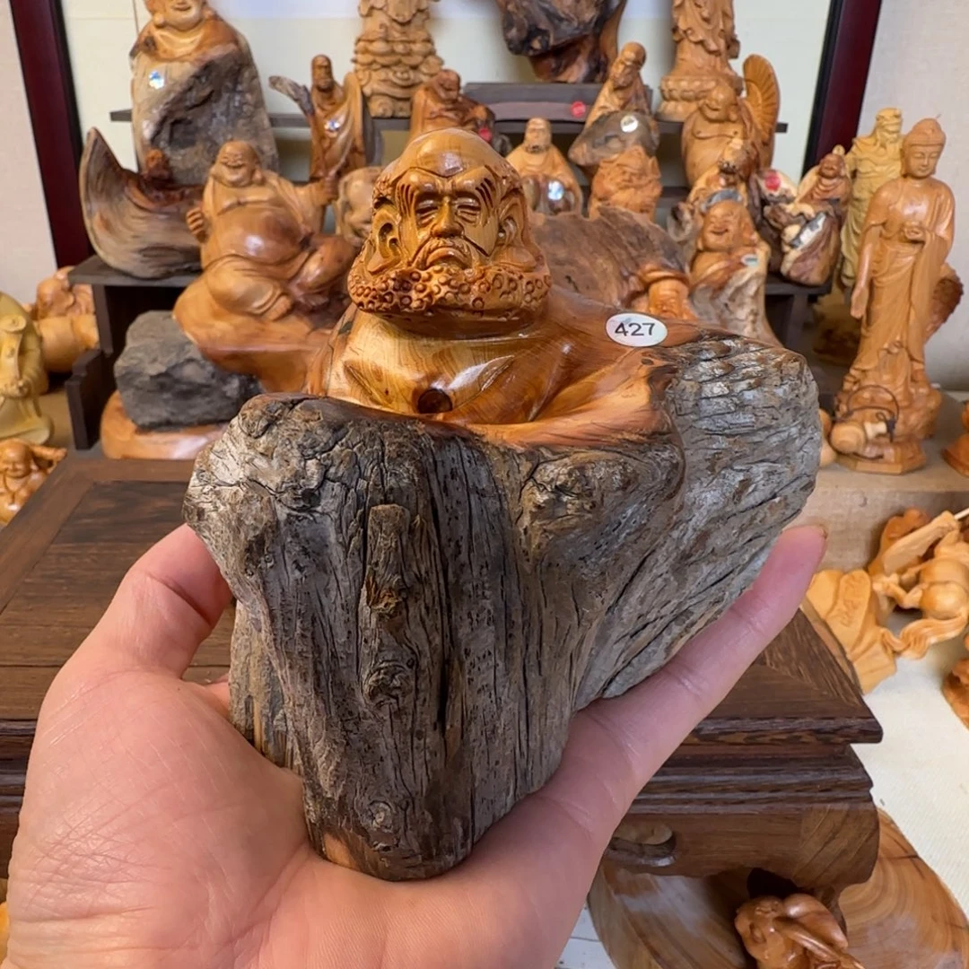 崖柏小木匠艺雕一物一拍