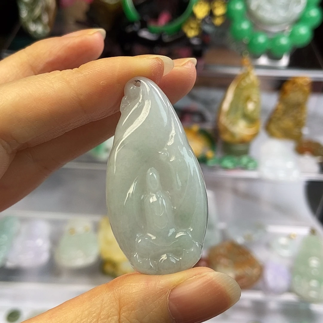 颈饰未镶嵌翡翠悟道