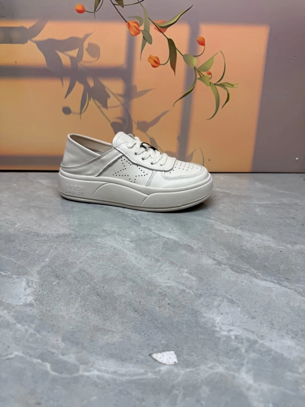 高货休闲小白鞋百搭款