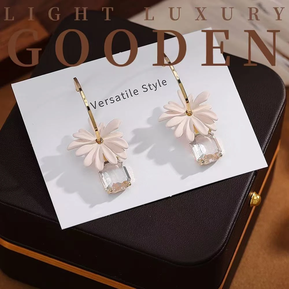 铜合金耳饰 Gooden岛家【古香慢】925银针春夏新款雏菊花朵耳环