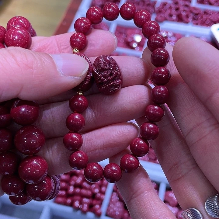 天然辰砂Y*紫金砂8毫米虎虚空图款手链