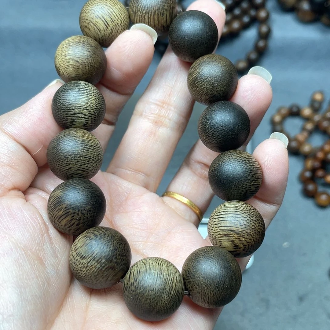 沉香手串芽庄白棋1.6