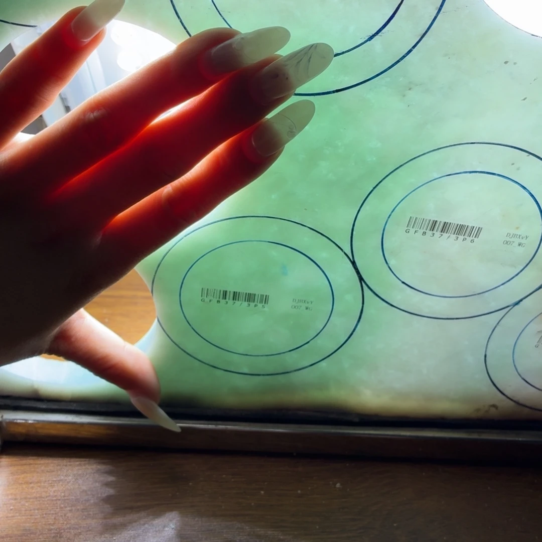 小***鱼未镶嵌翡翠手镯定制翡翠多样性