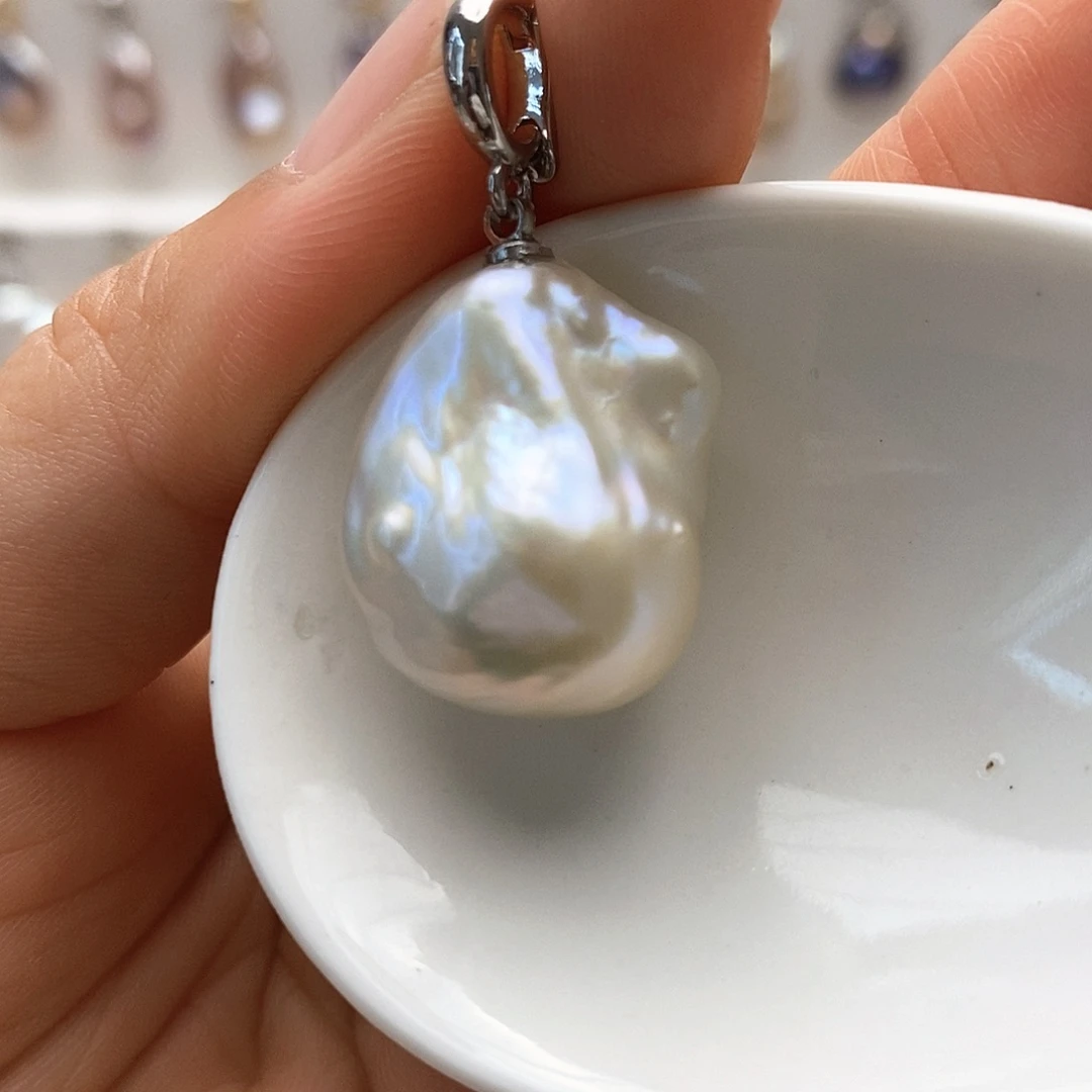 颈饰未镶嵌淡水珍珠